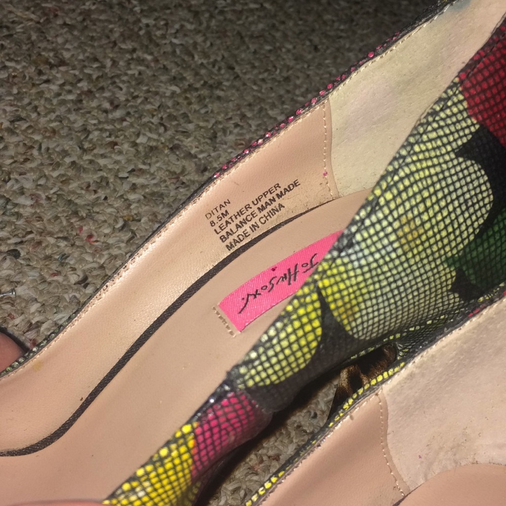 Betsey Johnson Dita corset Pumps - Picture 5 of 8